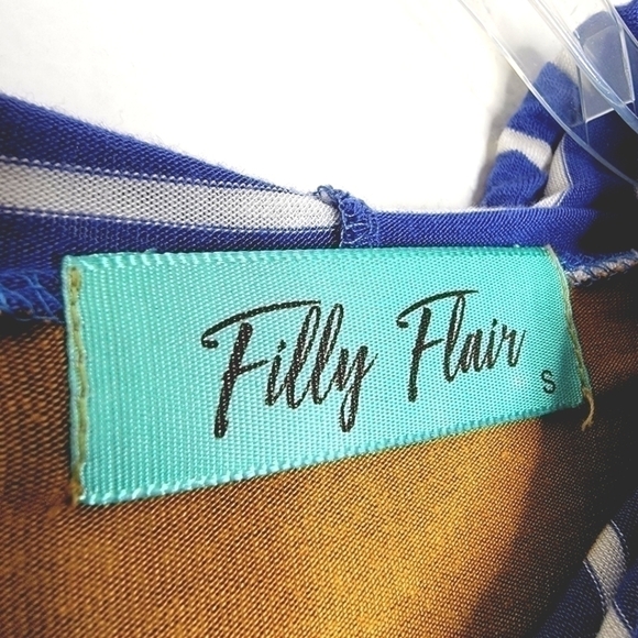 Filly Flair Women’s Small Brown and Blue White Striped Pullover Hoodie - Picture 6 of 11